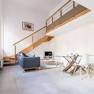 002 - Duplex Moderne - Jeanne D Arc, Apartment